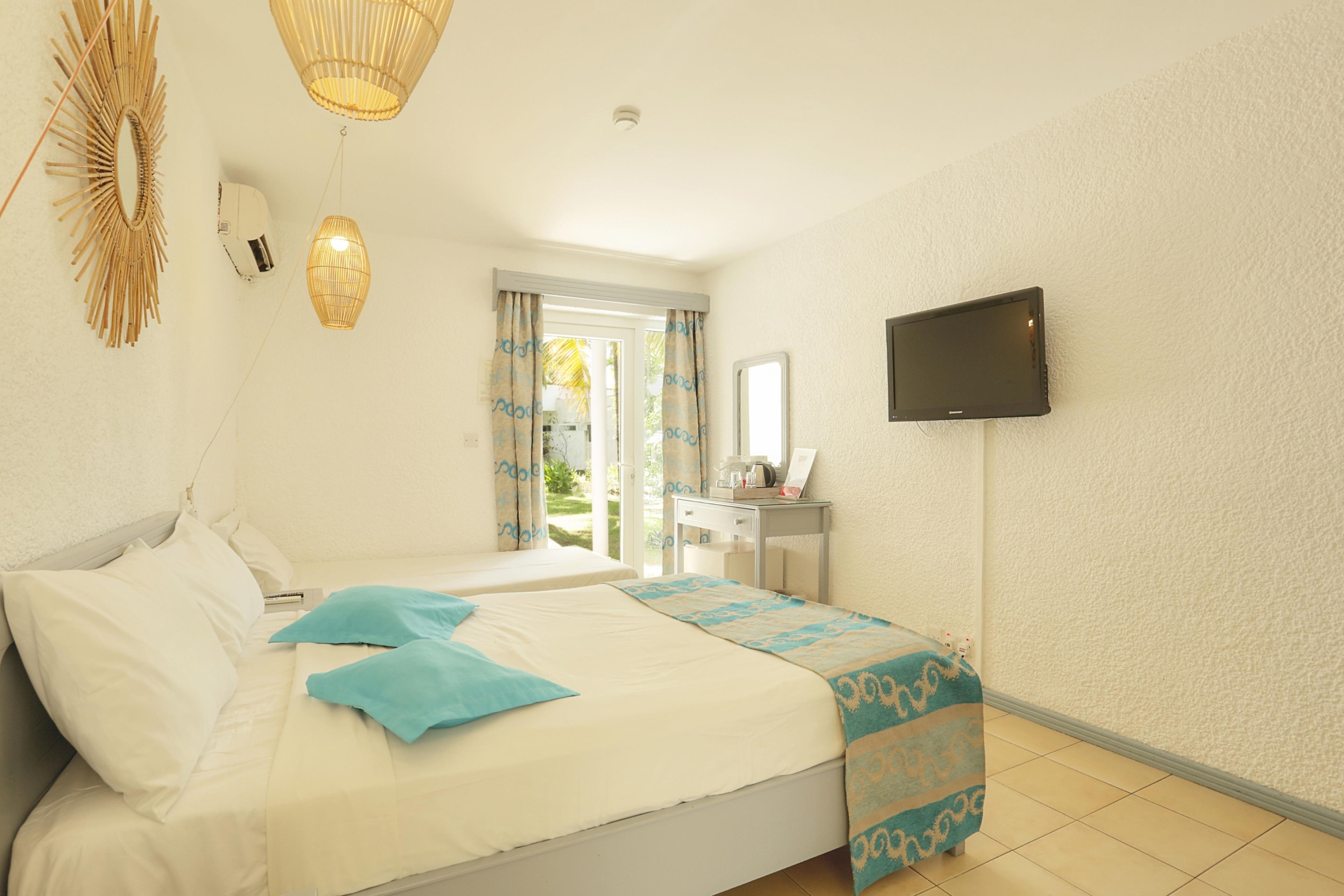 Cocotiers Hotel - Mauritius Baie-du-Tombeau Екстериор снимка