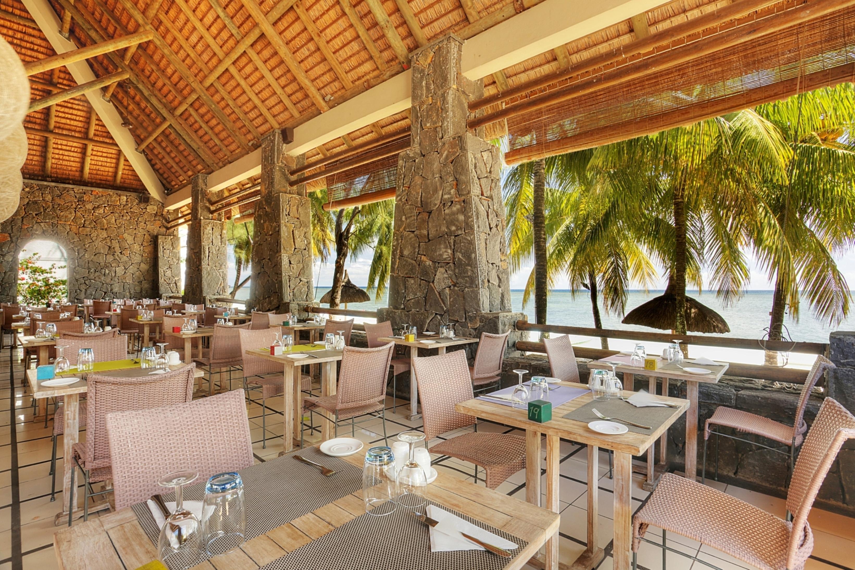 Cocotiers Hotel - Mauritius Baie-du-Tombeau Екстериор снимка